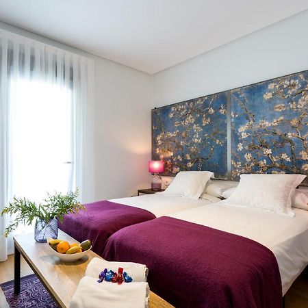 Apartamentos Rg Plaza De Espana セビリア エクステリア 写真