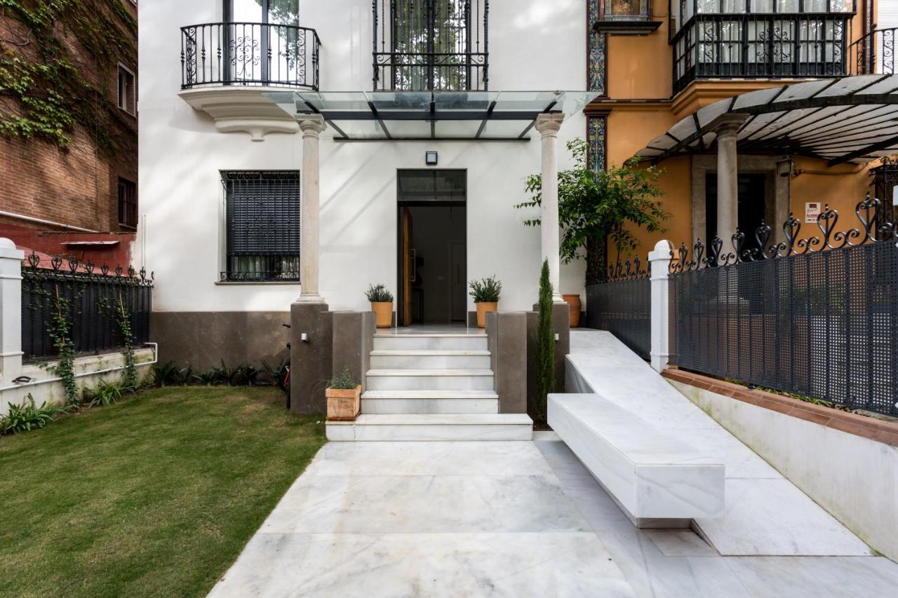 Apartamentos Rg Plaza De Espana セビリア エクステリア 写真