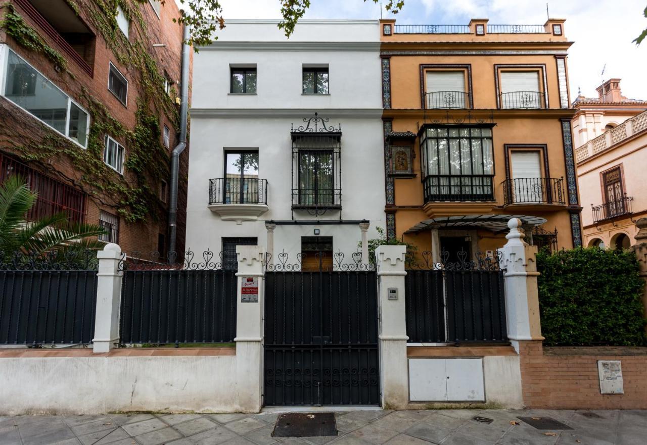 Apartamentos Rg Plaza De Espana セビリア エクステリア 写真