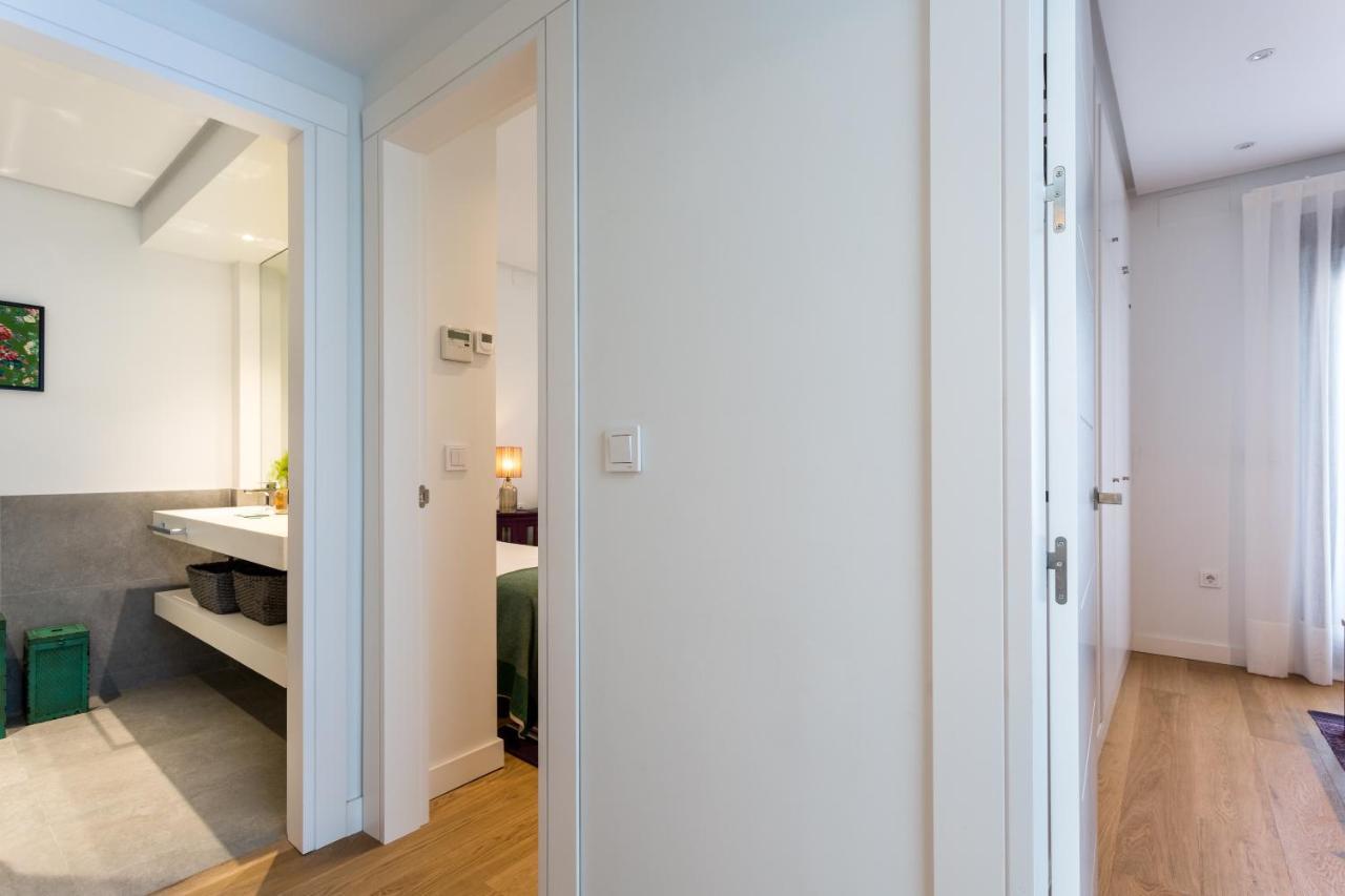 Apartamentos Rg Plaza De Espana セビリア エクステリア 写真