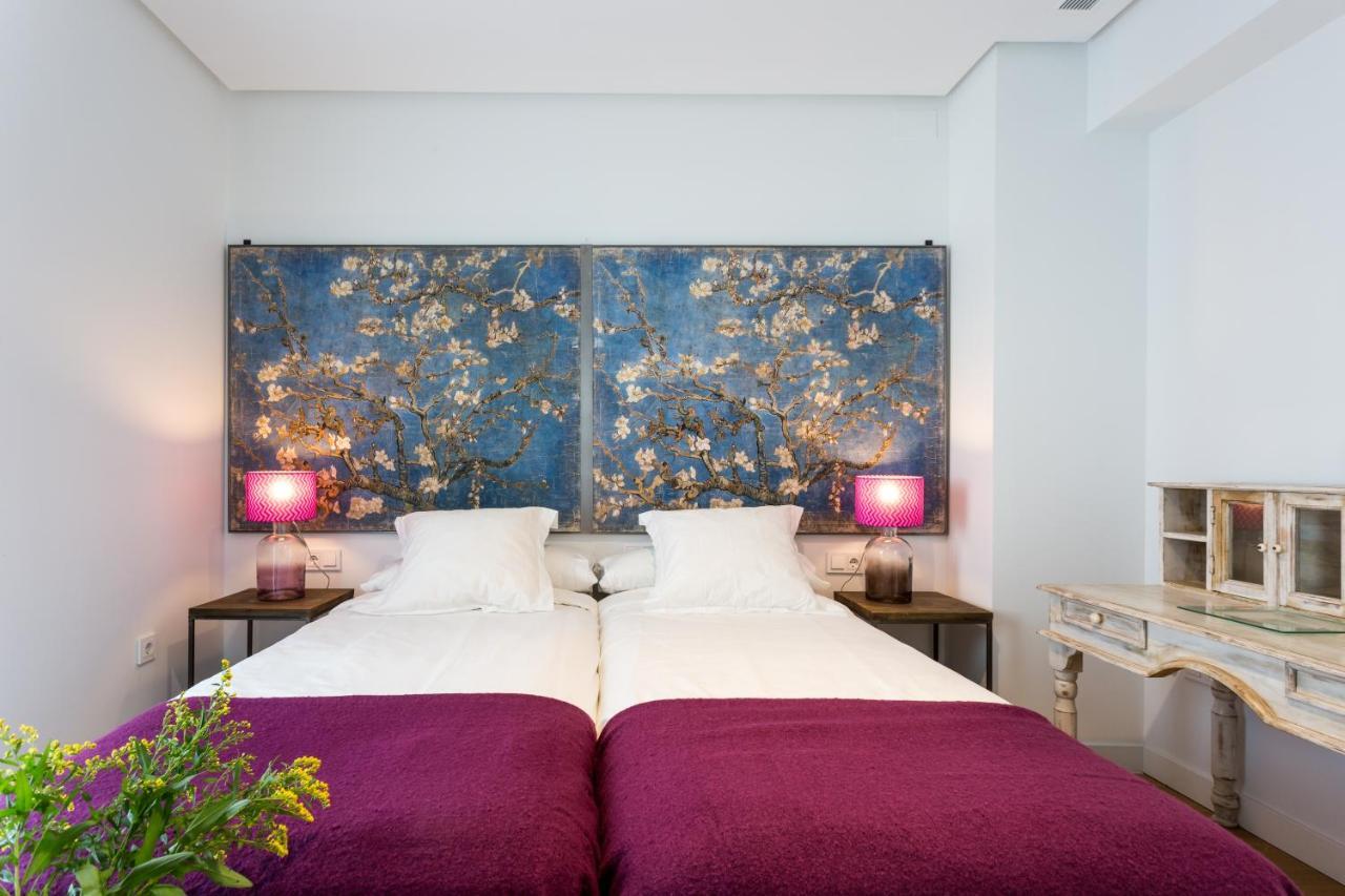 Apartamentos Rg Plaza De Espana セビリア エクステリア 写真