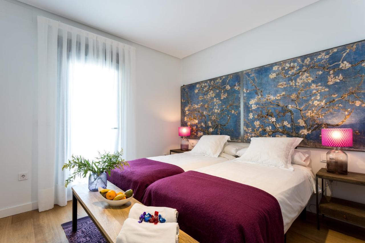 Apartamentos Rg Plaza De Espana セビリア エクステリア 写真