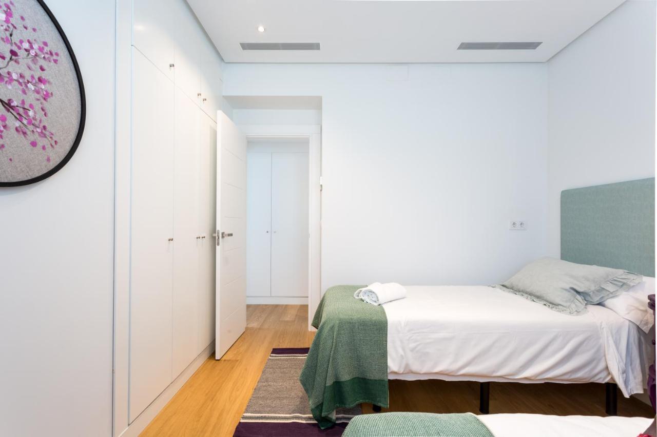 Apartamentos Rg Plaza De Espana セビリア エクステリア 写真