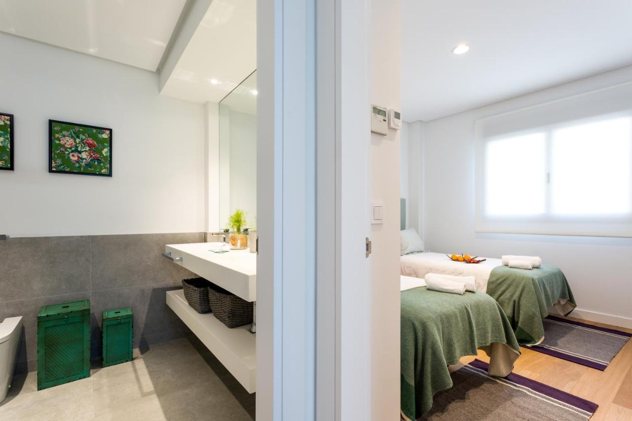 Apartamentos Rg Plaza De Espana セビリア エクステリア 写真