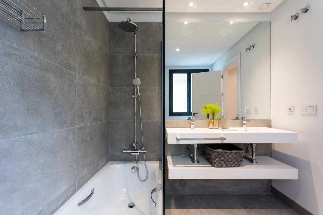 Apartamentos Rg Plaza De Espana セビリア エクステリア 写真