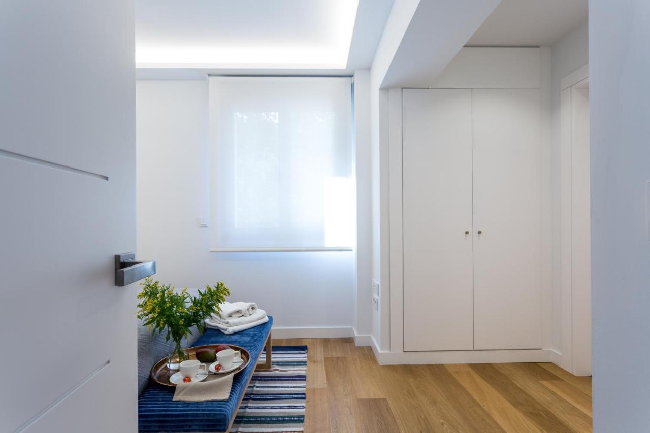 Apartamentos Rg Plaza De Espana セビリア エクステリア 写真