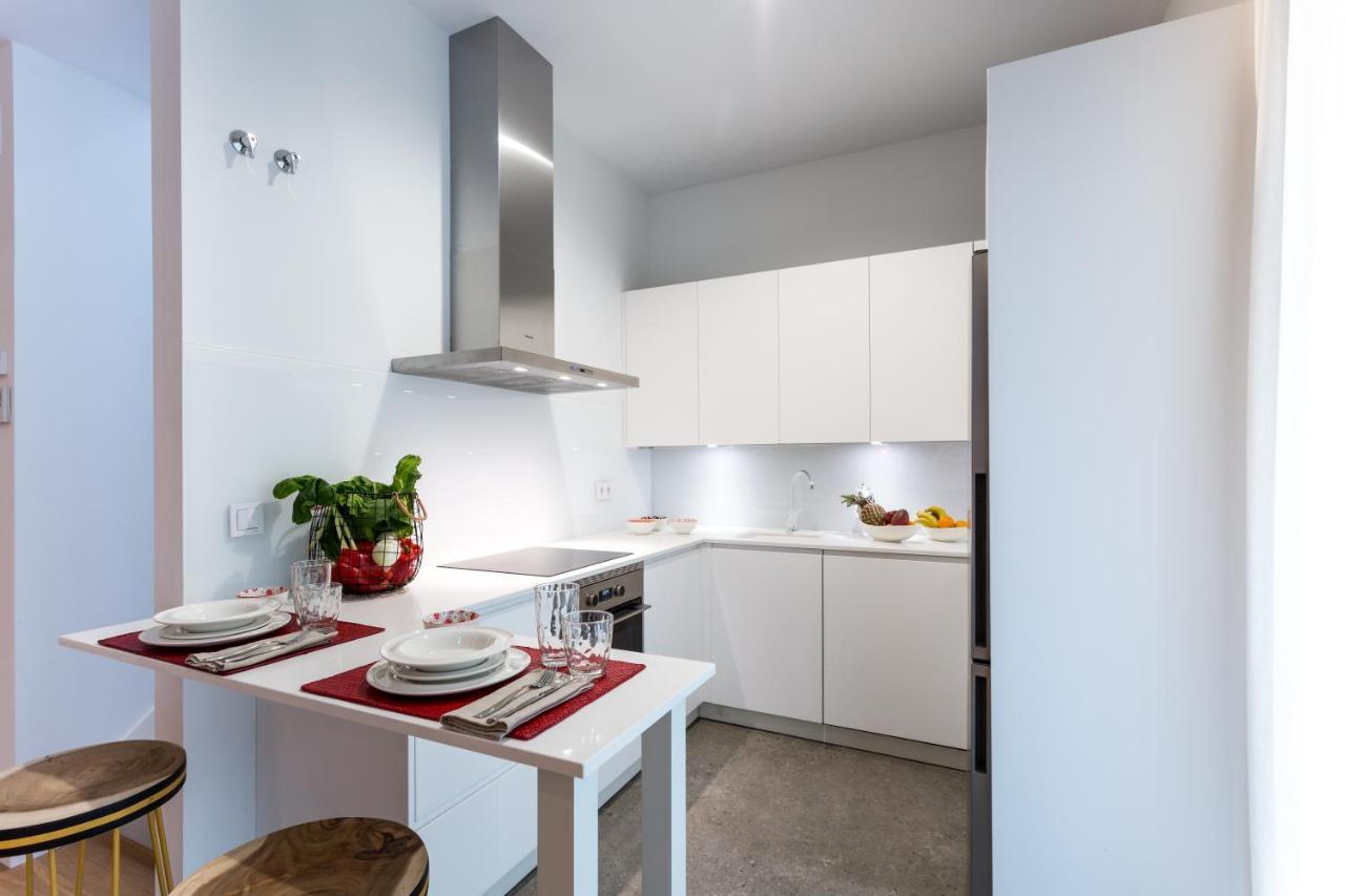 Apartamentos Rg Plaza De Espana セビリア エクステリア 写真